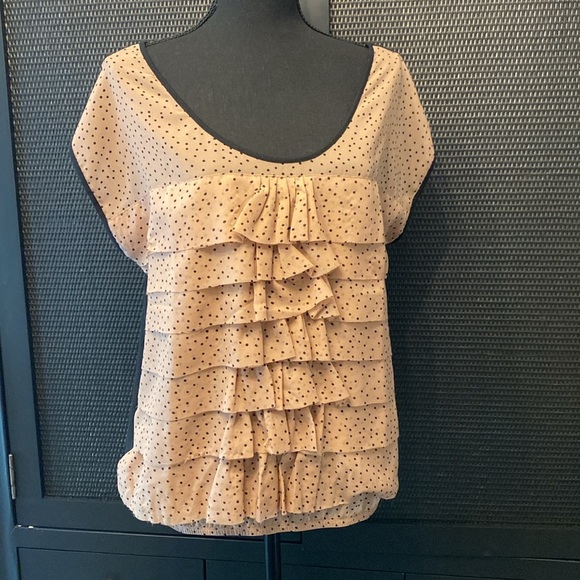 LOFT Raw Edge Ruffle Cap Sleeve Pink - Black Polka Dot Blouse - Picture 1 of 4